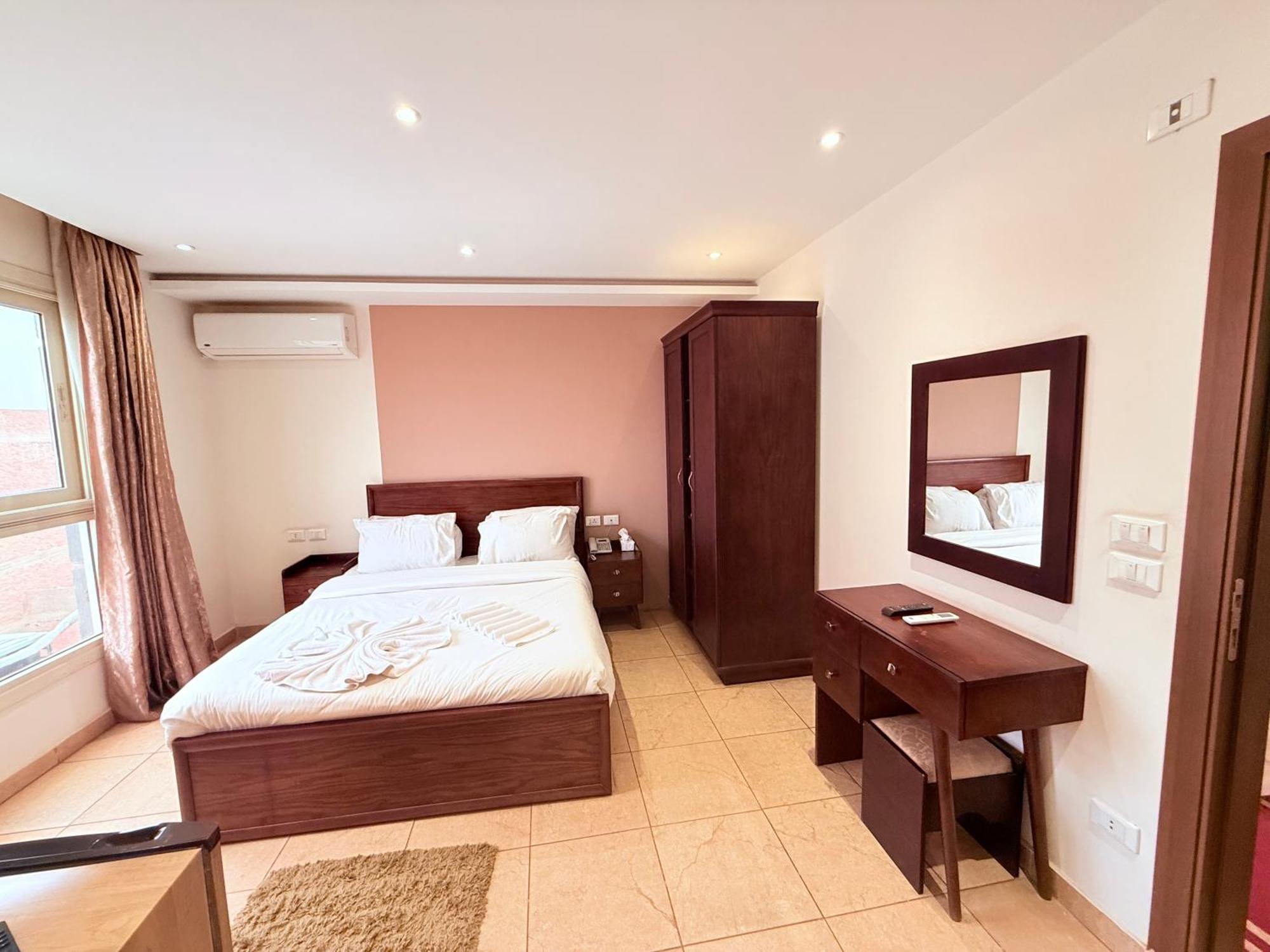 King Khafren View Inn Kafrat al Jabal Экстерьер фото